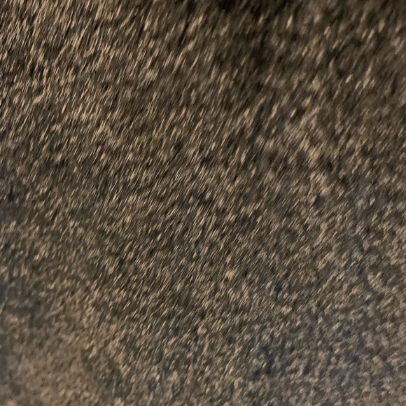 Andrew Marc reversible hooded jacket. Soft black faux fur or shiny gray puffer - Picture 6 of 12